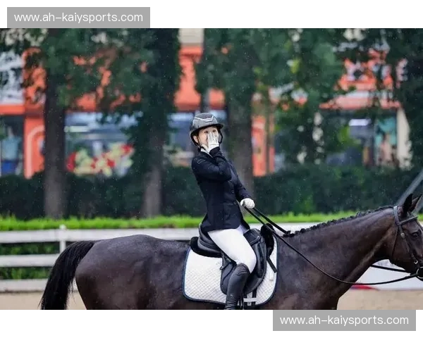 战报马术——赛场上的战术与优雅